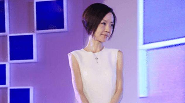 贾樟柯|她为了不变老，20年不吃晚饭不生孩子，如今42岁老得却像62岁