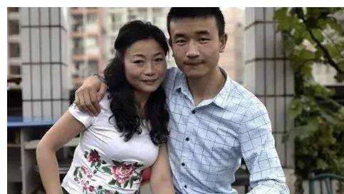 回顾：40岁大妈嫁26岁小伙，宁住酒店不回家，抱怨：经不住折腾