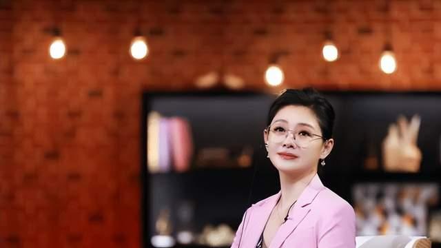 大S|弄巧成拙！大S连续发声怒怼前夫汪小菲，再婚头纱都是前夫购买