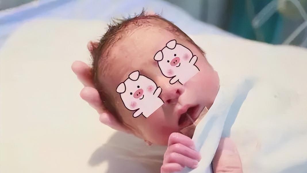 2019年西安女孩移植母亲子宫诞下男婴，医生欲摘除被拒：想生二胎