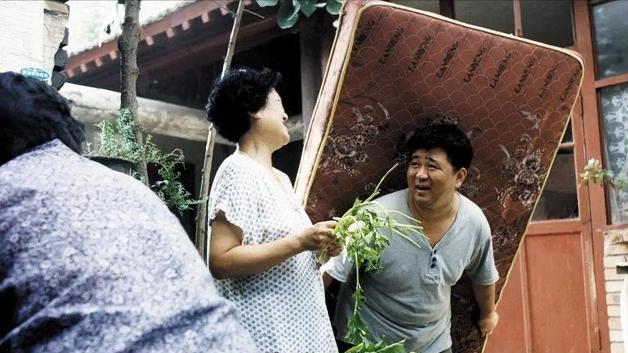 莎莎|《贫嘴张大民的幸福生活》：现在播，估计会被说是歌颂“苦难”