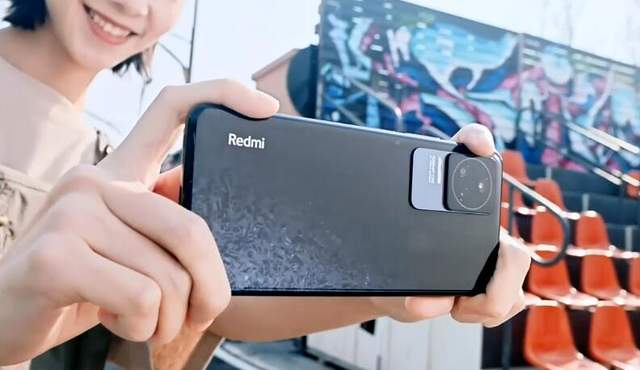 红米手机|一台2699元的旗舰机，看出品牌的转变，优质产品就该这样？