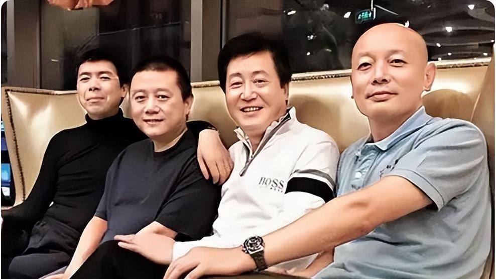 赵宝刚|丁芯嫁给赵宝刚：盯梢丈夫有泪水，打破丁克誓言后婚姻幸福吗？