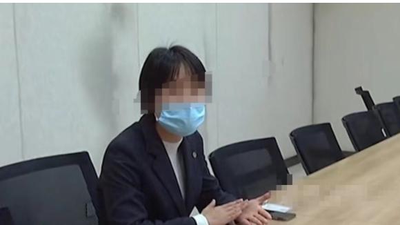 河南郑州，一男子在银行活期存款了8000万，因生意周转急需用钱