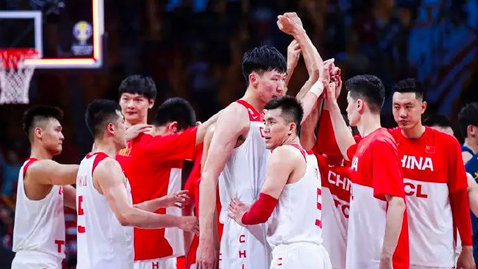 韩国队|韩国男篮先别高兴，中国男篮亚洲杯藏底牌，朱日升有苦难言，杜锋笑了！