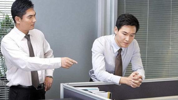 |职场中，背景和努力才是进步的关键