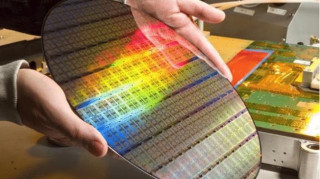 硅谷|中国华人科学家撤离硅谷，为美国卖力16年，回国造出5nm刻蚀机！