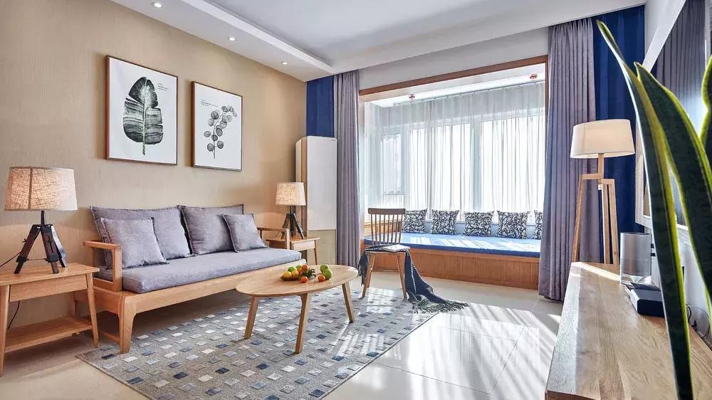 客厅沙发摆L型还是一字型？经设计师一改，家里上档次多了