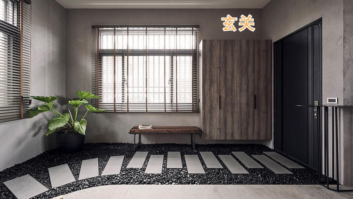 客厅不铺木地板，改通铺石砖，填充鹅卵石，没院子也能有室内景观