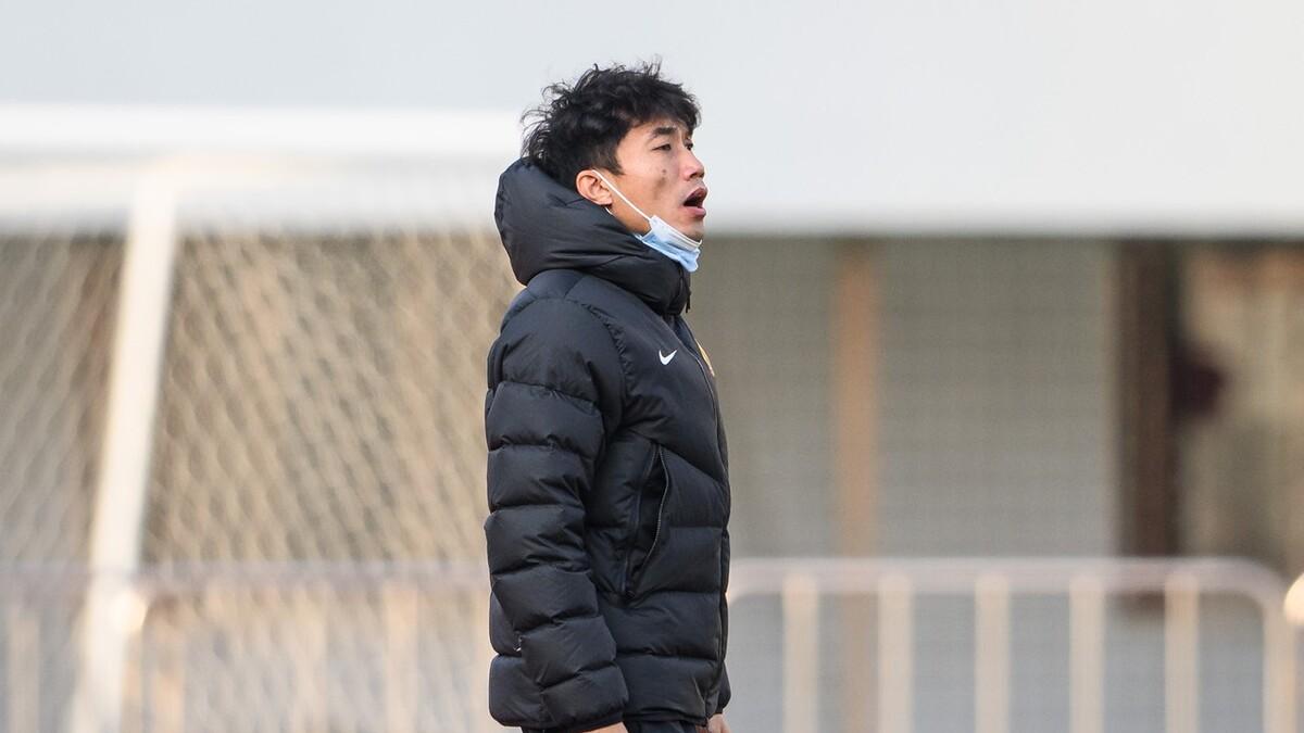 自治区|突发，记者曝出争议猛料，中国足球迎坏消息，陈戌源遭致命打击