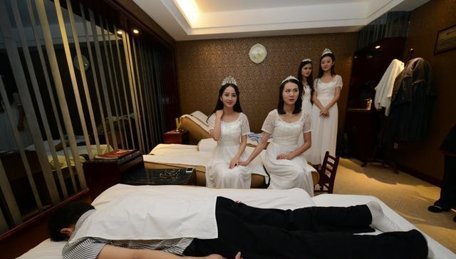 女技师“被睡”3年索要2W分手费，遭拒后痛下杀手酿悲剧