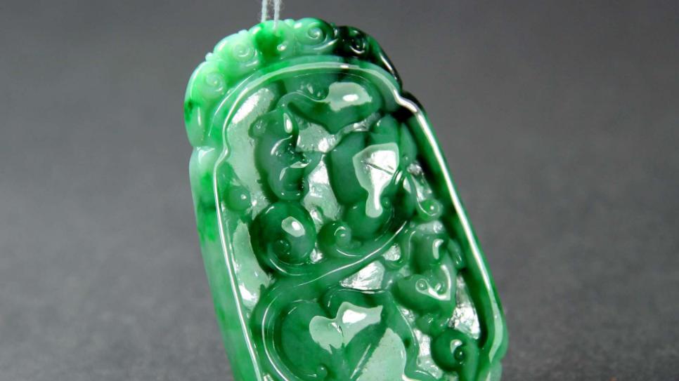 翡翠|翡翠市场的发展，不同档次的翡翠价位几何？一起来详细了解翡翠