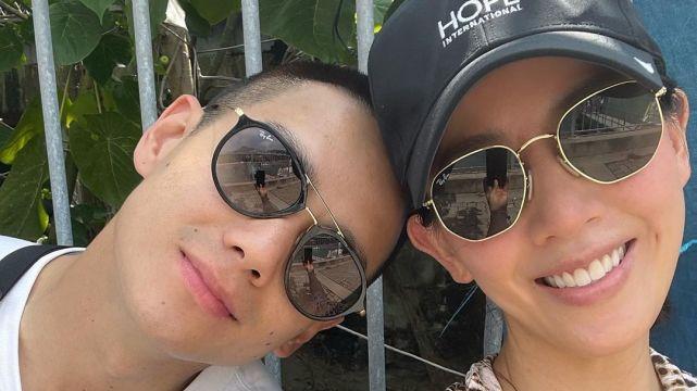 梁靖琪|梁靖琪与老公儿子出海游玩享夏天的尾声 小儿子开心迎出生6个月