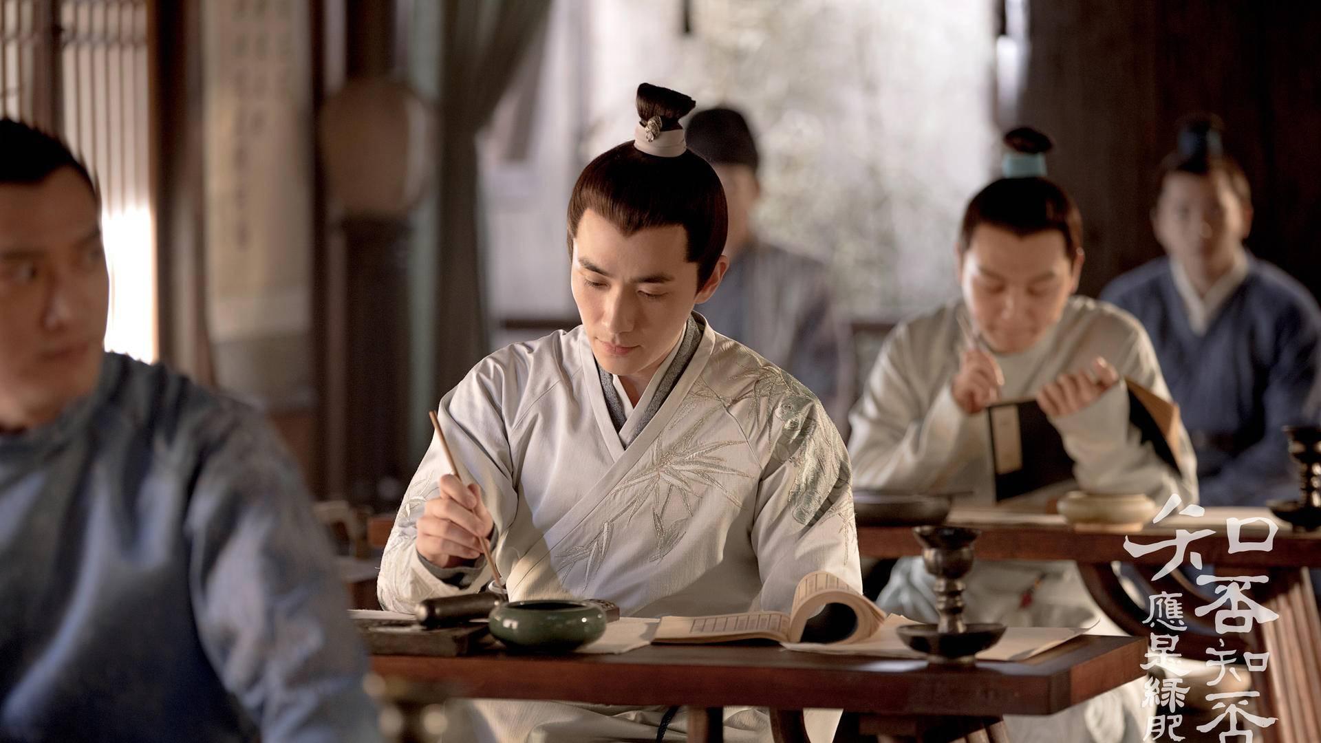 朱一龙|朱一龙工作室发文，与赵丽颖初次合作，演员配合感增强了