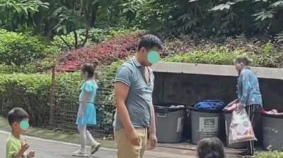 女子想看孩子遭前夫无情拒绝，前夫：我已经给他找新妈妈了