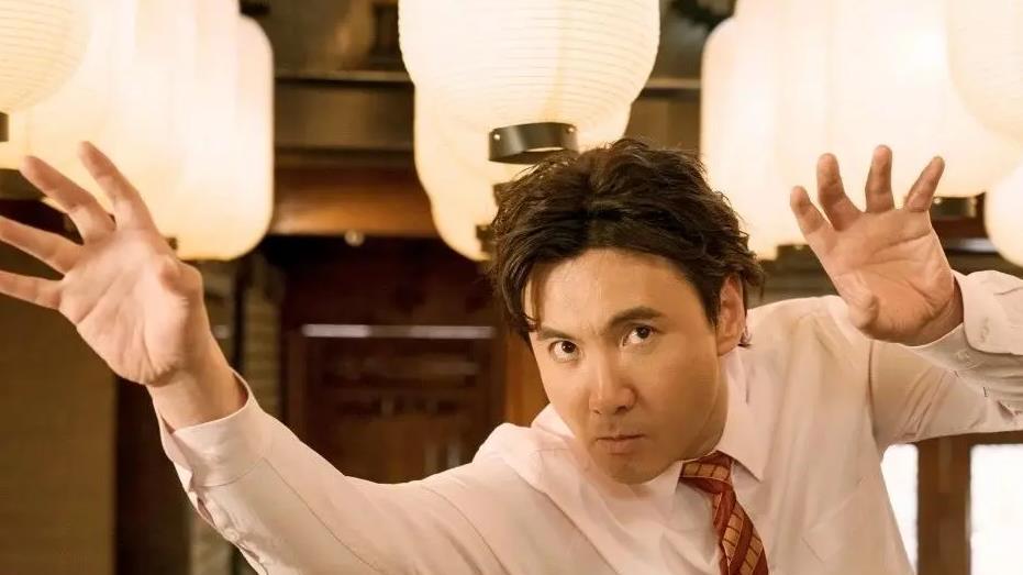 王多鱼|《西虹市首富》讲了个看似皆大欢喜的故事，片中有几个包袱白瞎了