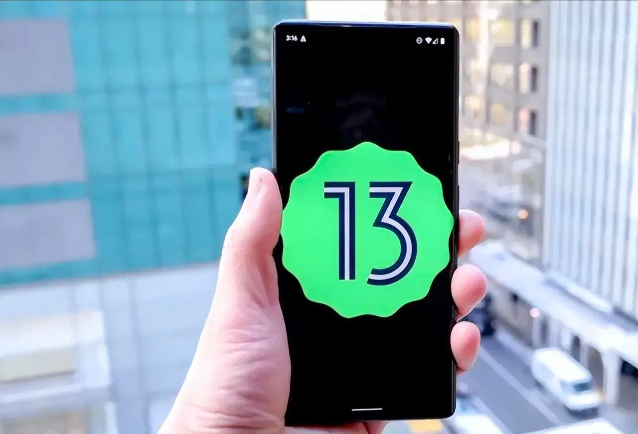 华为|倒逼成功！谷歌宣布Android13开源代码，华为也能用！