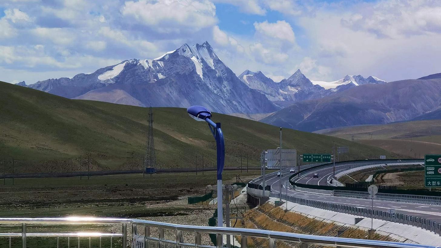 念青唐古拉山|念青唐古拉山，世神峰巍巍，风景超美，你去过了吗？
