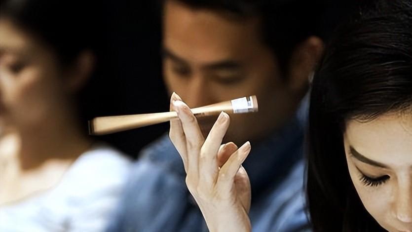 谢盈萱|为演戏没时间结婚生子，42岁影后冻卵