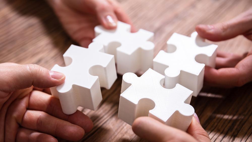 |员工当面怼领导，“都是拿工资的，少跟我摆谱”，怎么应对？