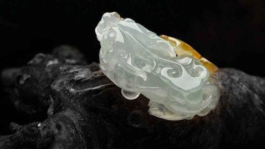 翡翠|佩戴翡翠貔貅，需要注意什么？