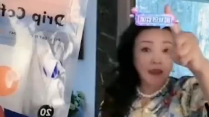 汪小菲|汪小菲张颖官宣，张兰始终否认，直言张颖是小虫子