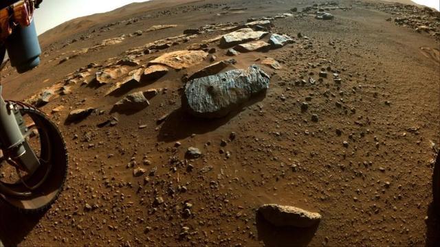 火星新发现！毅力号在杰泽罗发现火成岩，美专家称不应该在哪里