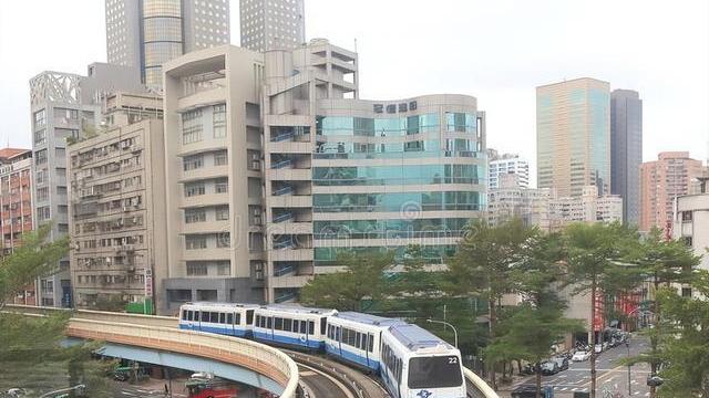 求职|含辛茹苦把孩子送入211，毕业却选择了绝后，现代家庭到底有多难