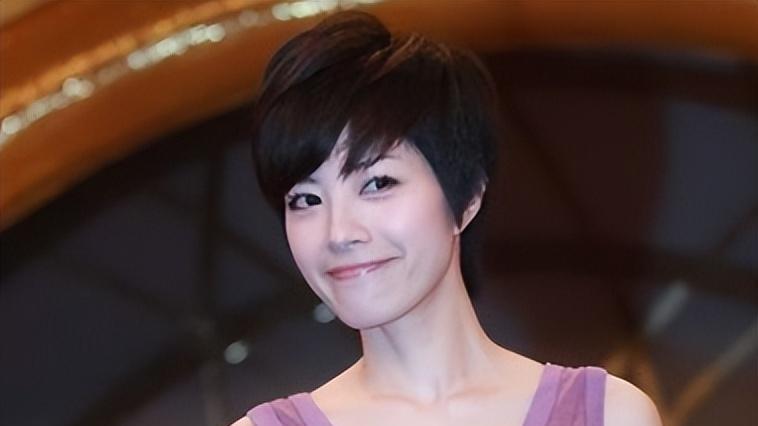 徐怀钰|徐怀钰：巅峰时一个人养活整个公司，惨时被迫跟歌迷借钱