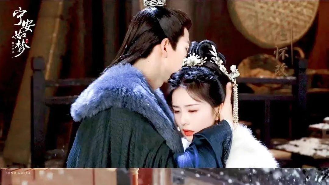 张凌赫|又一个小鲜肉和小花恋爱疯掉粉！