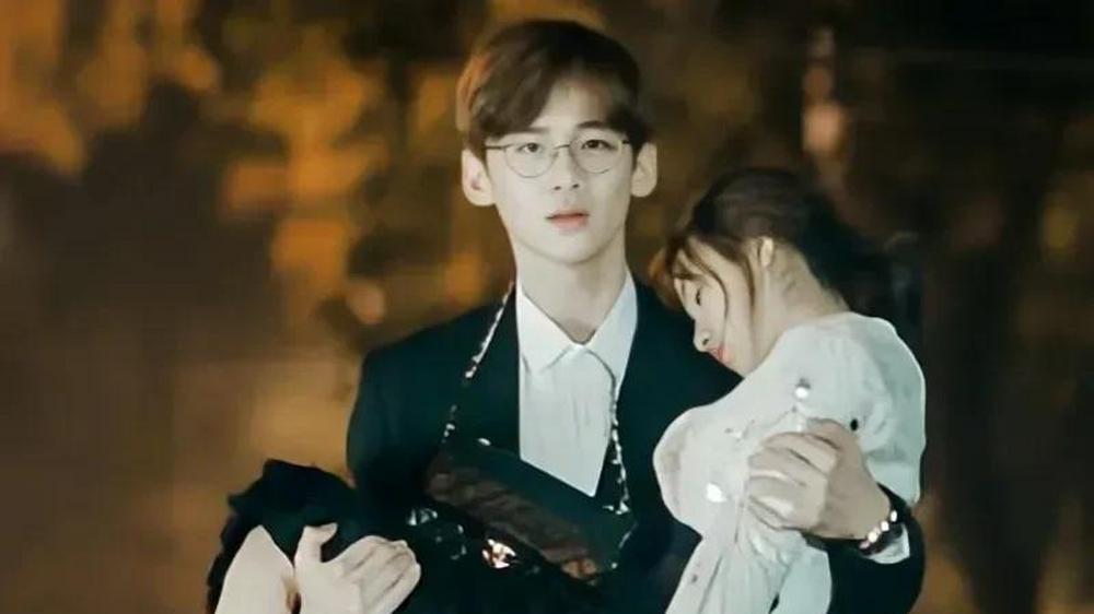 刘冠麟|能举起来为什么要背，白敬亭当真强壮！节气姑娘为啥看上刘冠麟？