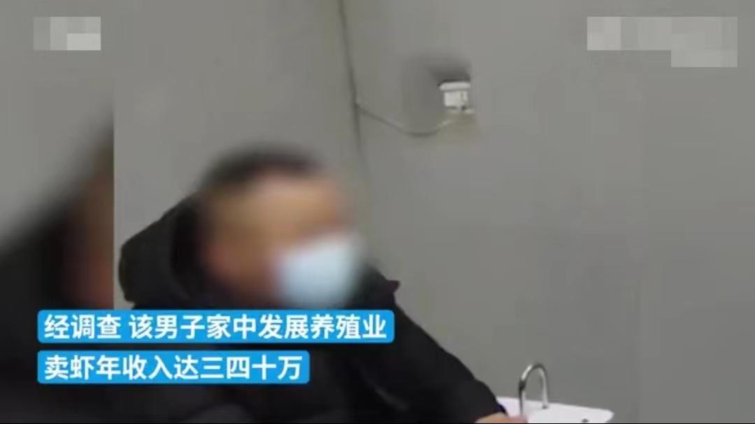 湖北，宜昌。男子入室偷窃被抓，经民警审讯查实，该男子家是养殖大户