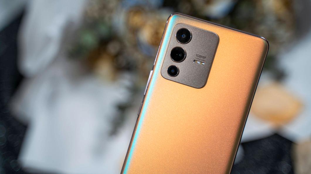 vivo s12|vivo S12 Pro，操作流畅体验好，外观质感很高级