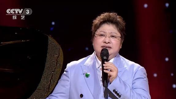 任鲁豫|《我要上春晚》主持人完成调整，任鲁豫为何被弃用？