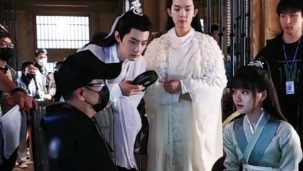 肖战|玉骨遥：肖战趁任敏睡着偷亲这幕，鬼知道看了多少遍，简直太酥麻