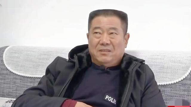 60岁男子郑某相亲50岁女张某，两人一见面，男方就嫌弃女方不漂亮