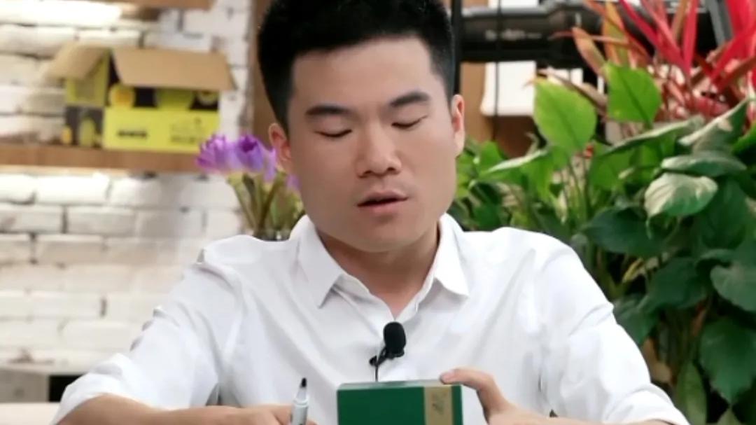 董宇辉|天呐！董宇辉插播广告的能力太强了吧！