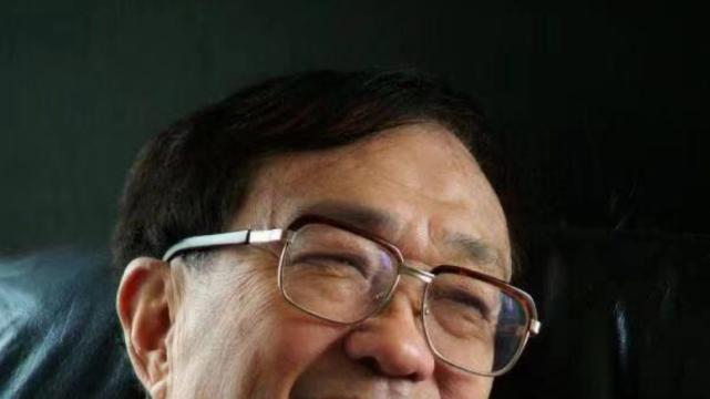 尚雯婕|著名导演谢晋：4个子女3个智障，去世14年，他的子女都怎样了？