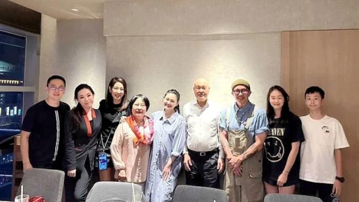 大S|具俊晔与丈母娘首同框，场面很和谐，他与大S难舍难分超甜蜜