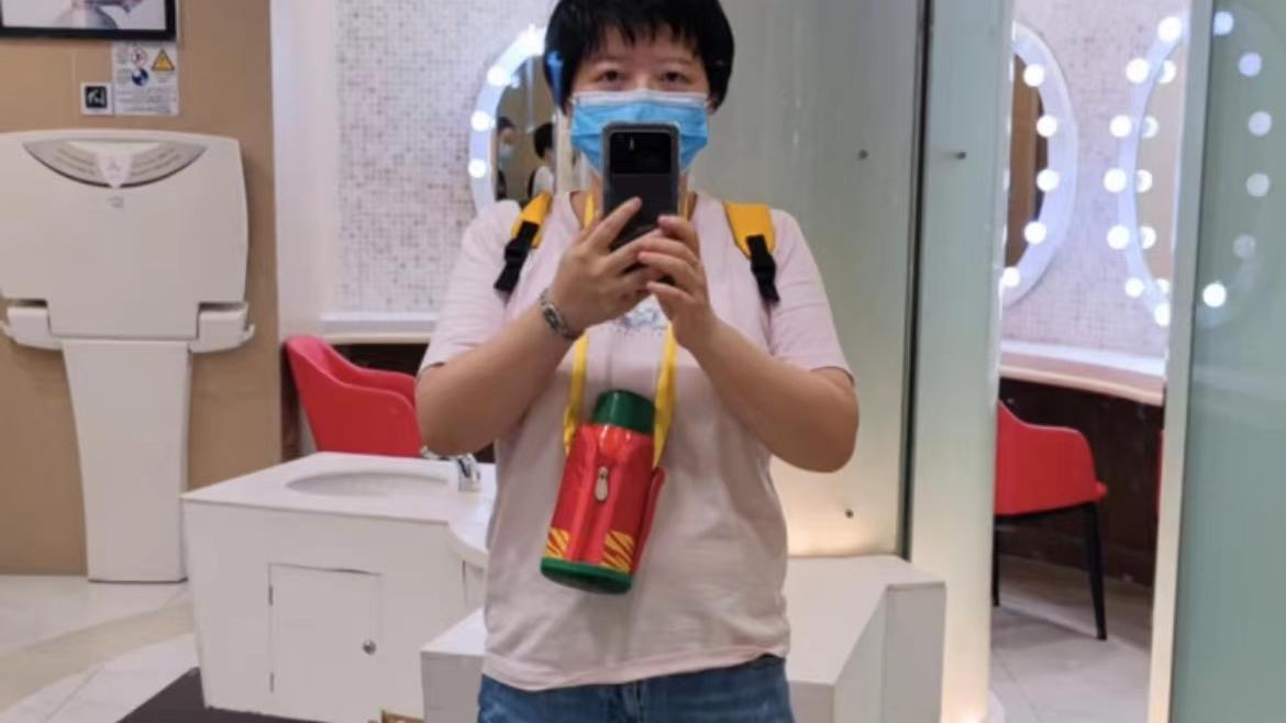 88后女子被4岁小孩喊奶奶，心碎称不是第1次认错，网友：很像奶奶