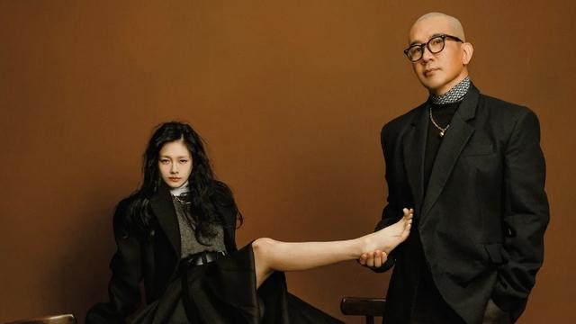 汪小菲|汪小菲离婚称“光头佬”插足，曹格离婚又是为何？乱不乱在人心