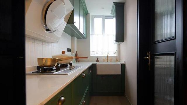 上海宝妈买下40㎡老破小，完工后逆袭优雅复古风，高级又实用