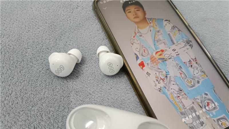 耳机|QCY T17S低延迟音质好的百元级耳机推荐