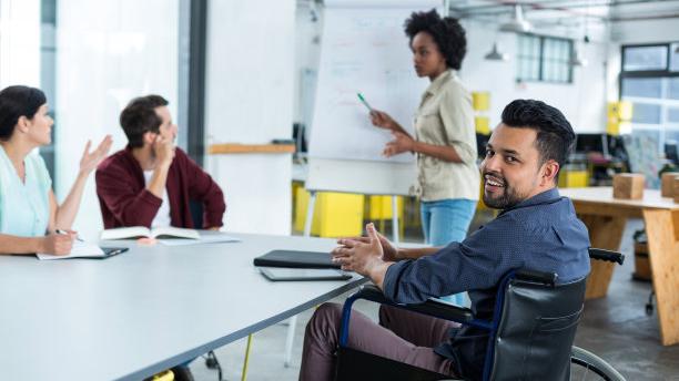 boss直聘|为什么职场人都不愿意伸手向上求助？