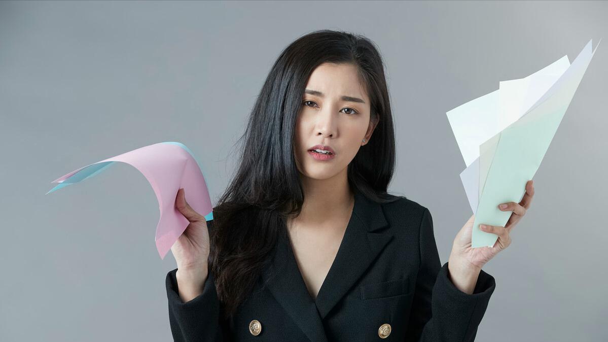 母亲花70万给女儿买了一套房，女儿拿到房子后，竟将母亲告上法庭