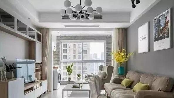 99平紧促小三室，一进门把人迷住，17万装修太值，客厅漂亮极了