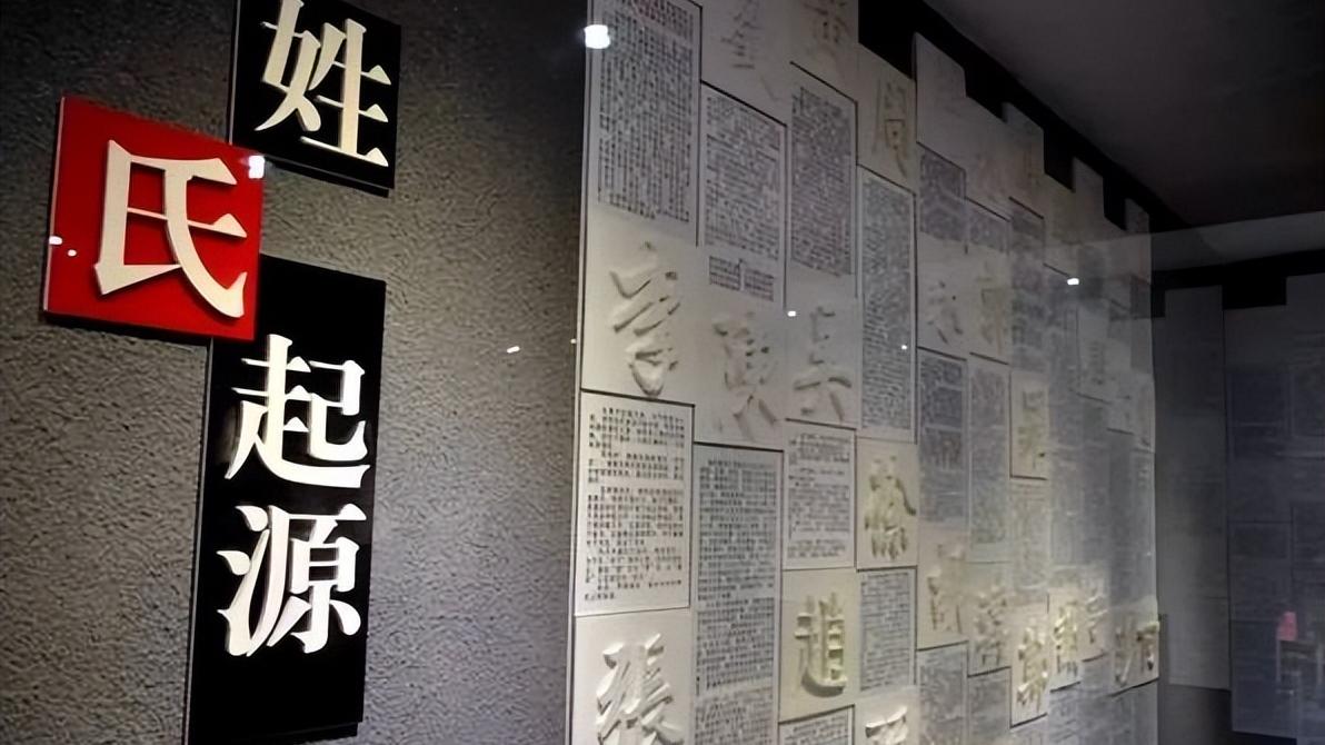 爸爸姓“操”，本想让女儿随妈妈姓，爷爷随口取名遭全家人赞不绝口