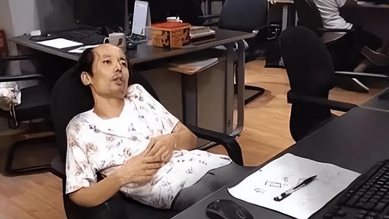 大学生|大学生晒上班前后对比，揭露当代毕业生窘境，男生比女生变化惊人