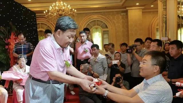 郭德纲|杨志刚去世，郭德纲会去吊唁吗？16年前的师徒恩怨，是时候解开了