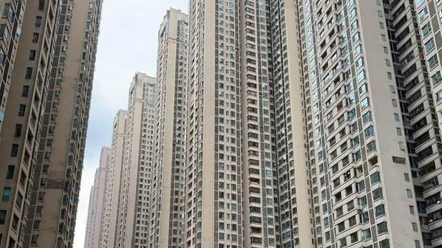 重庆|亏惨！8年亏掉700万，重庆某豪宅业主挣扎8年，快绝望了